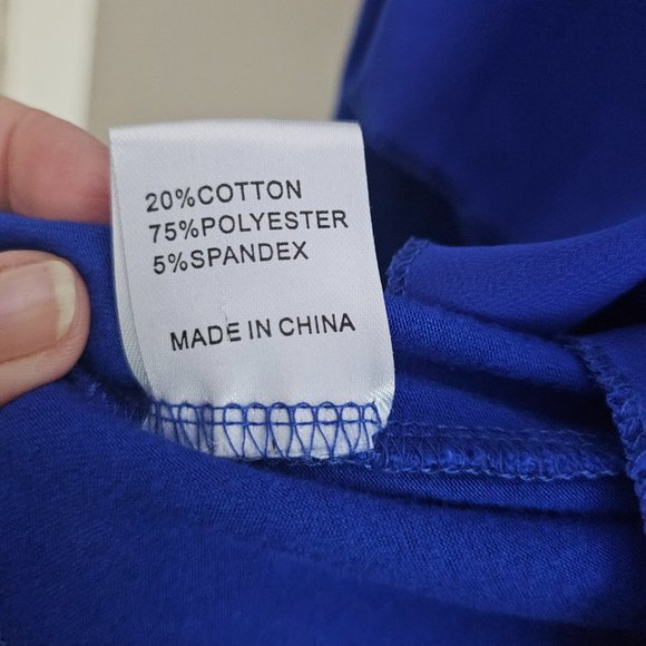 Leo Rosi Plus Size Flowy Flutter Sleeve Top (XL, but fits larger) - Picture 4 of 5